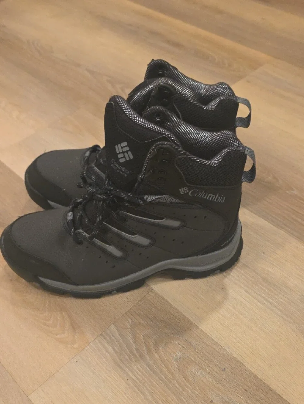 Columbia rugged hiking